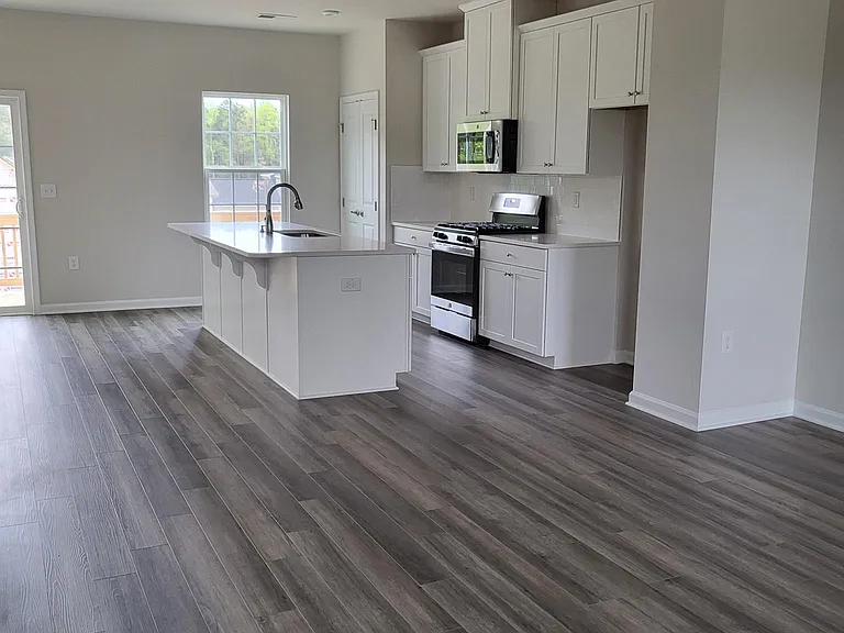1105 Kentlands Dr — Photo 6