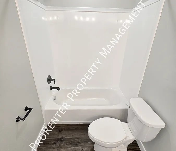 2516 N Knights Ln — Photo 11