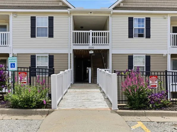 5600 NE 80th Ter Unit 2C, Kansas City, MO 64119