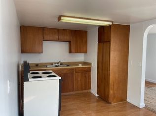 726 Broadway St #2, Thermopolis, WY 82443