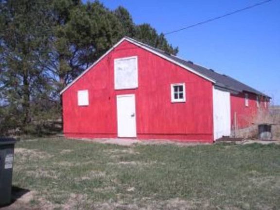 3rd image of 44224 Road 757