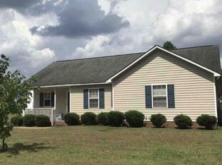 5 Atlantic Ave, Benson, NC 27504