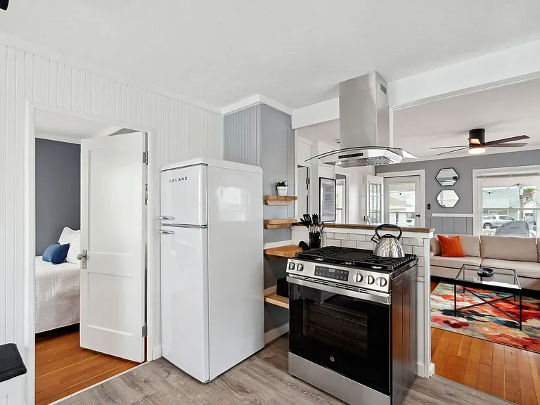 7 N St #1 — Photo 9