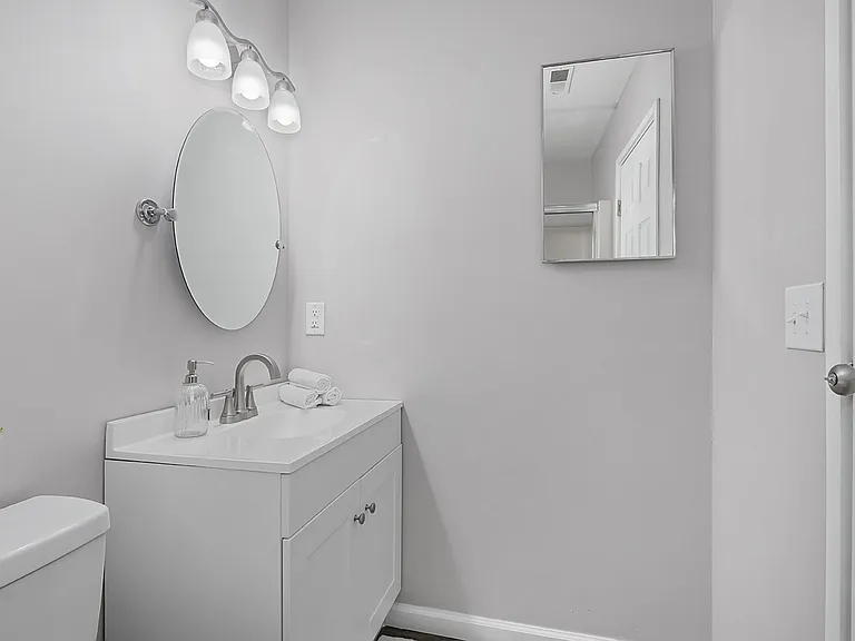 Skyridge Apartment Homes — Photo 41