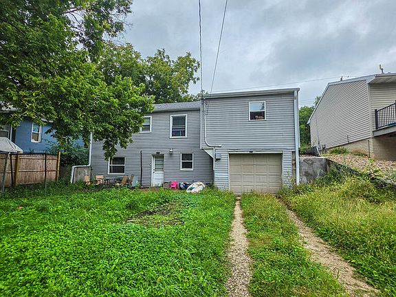3rd image of 317 2nd St NW