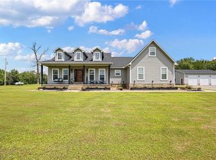 292 Water Falls Ln, Russellville, AR 72802