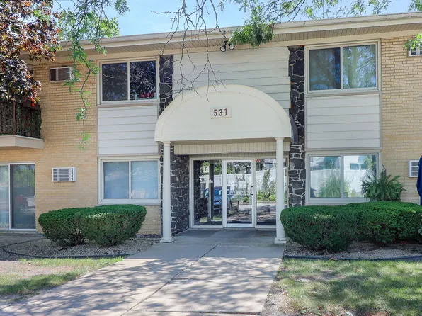 531 Carlysle Dr APT 2, Clarendon Hills, IL 60514