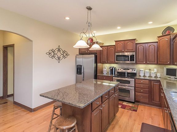 3rd image of 15318 Northview Dr