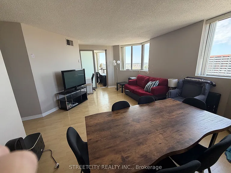 695 Richmond St #1307 — Photo 7