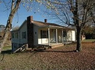 1895 Union Grove Rd, Lenoir, NC 28645