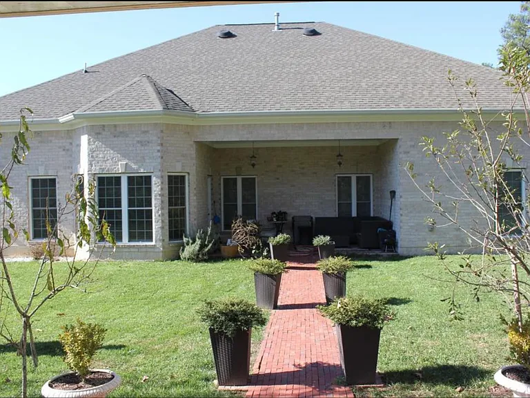1834 Holly Oak Ln — Photo 13