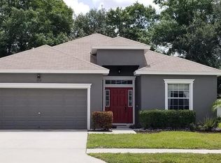 6112 Merrifield Dr, Zephyrhills, FL 33541