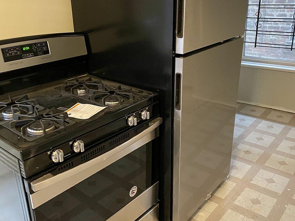 1st image of 1216 W Wrightwood Ave #2