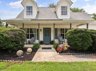 180 Falcon Dr, Richmond Hill, GA 31324