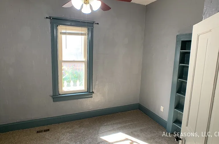 3012 W Pikes Peak Ave — Photo 6