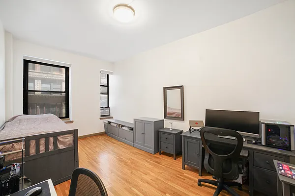 Rented by Oxford Property Group | media 26