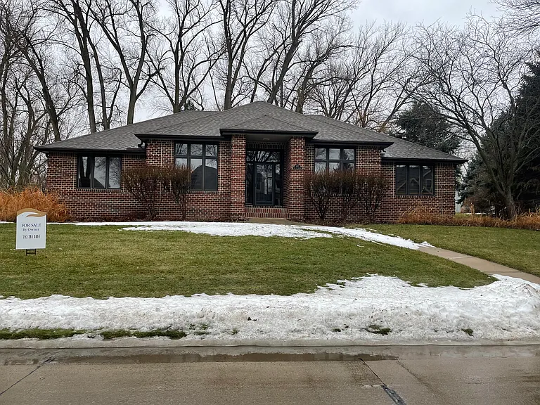 612 E Saint Andrews Cir — Photo 1
