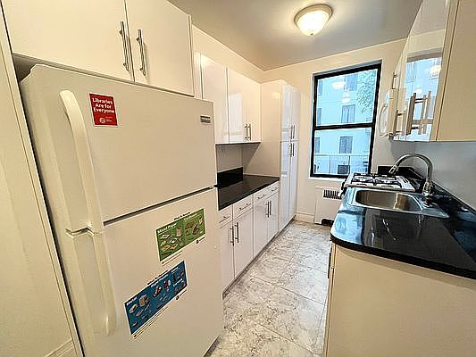2nd image of 822 Ocean Ave APT 2G