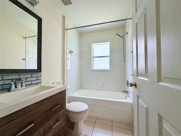 7838 Carriage Pointe Dr — Photo 12