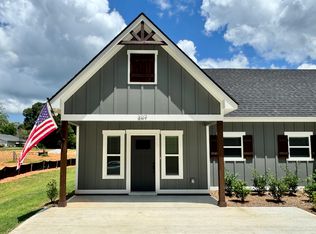 307 Georgia St, Pine Mountain, GA 31822