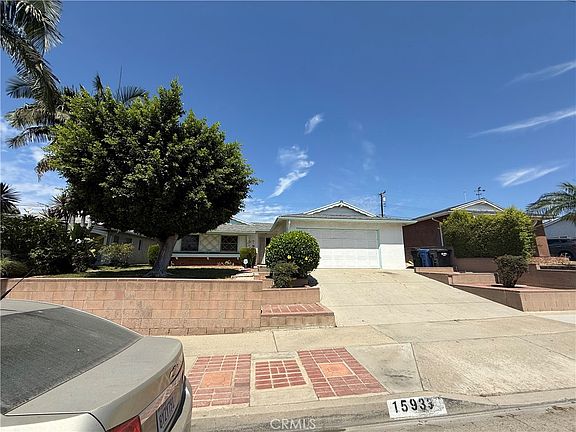 2nd image of 15933 Ocean Ave