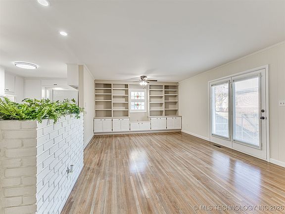 4th image of 3221 S 70th East Ave