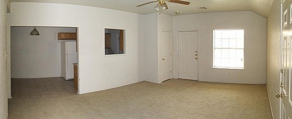 4th image of 2801A Alma Dr