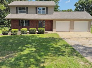 1391 Wiley Dr, Piggott, AR 72454