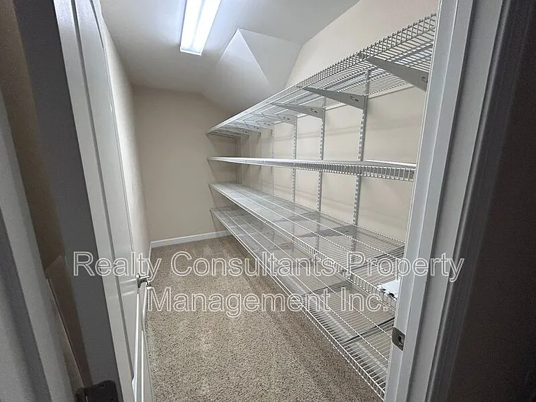 4540 Pebble Lake Dr — Photo 30