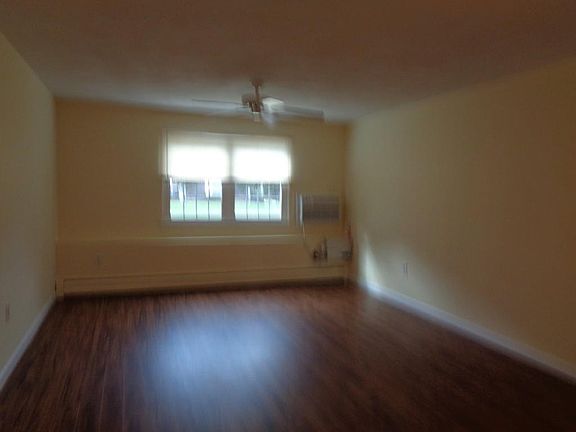 4th image of 132 Parker St APT G1