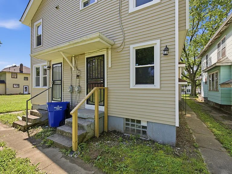 1119 Superior Ave #1119 — Photo 24