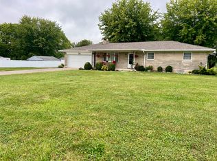 7018 Travis Rd, Greenwood, IN 46143