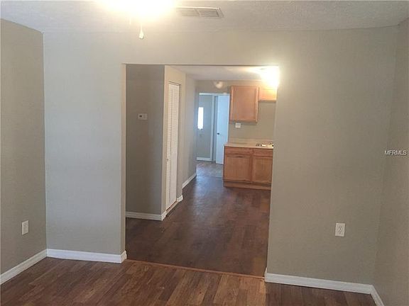 2nd image of 7219 Delano Ave