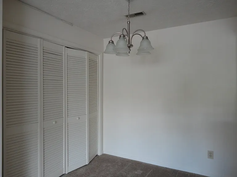 59 Wells Ct — Photo 3