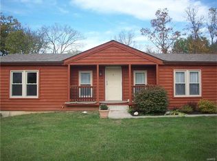 206 S Warren Dr, Winfield, MO 63389