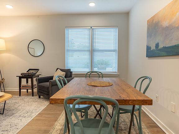 4th image of 660 Bloomfield Ave #403