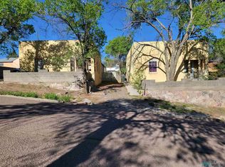 202 S Strong Dr, Gallup, NM 87301