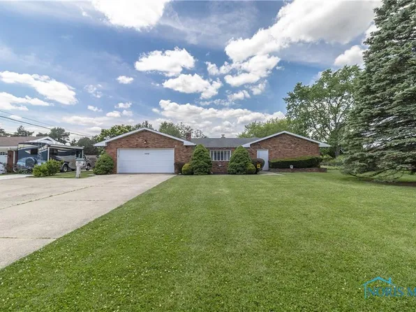 1415 Cass Rd, Maumee, OH 43537