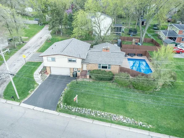 725 Moorland Road, Madison, WI 53713