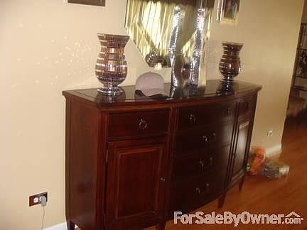 3rd image of 1348 N Lorel Ave