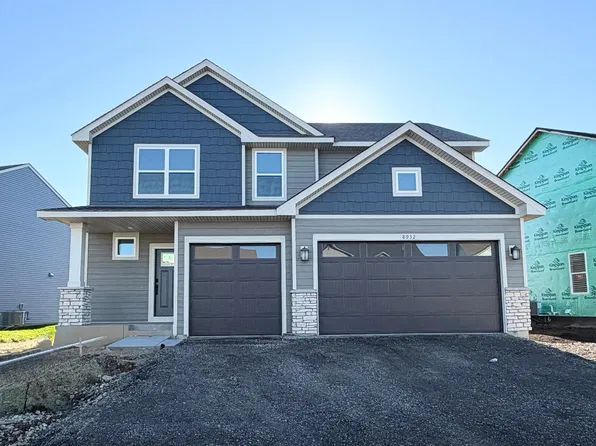 8932 Periwinkle Blvd, Woodbury, MN 55129