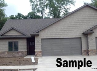 3451 Keymont Dr, Dubuque, IA 52002