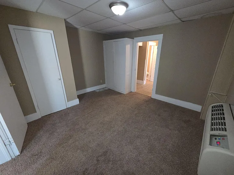 207 S Clarence St #A — Photo 2