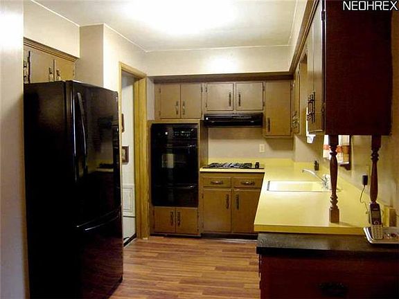 3rd image of 4188 W 223rd St
