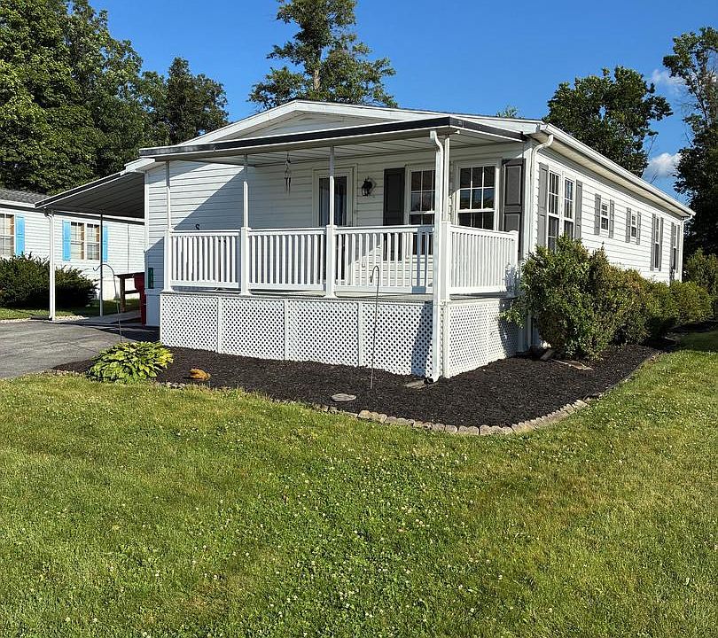 1st image of 170 Cameo Dr #45