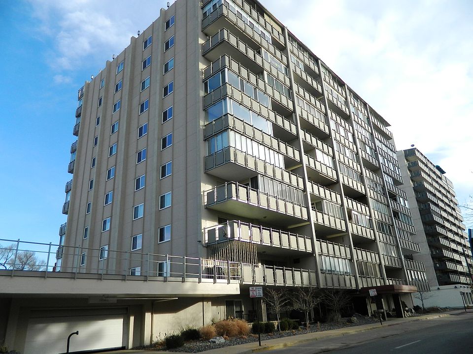 1st image of 800 N Washington St APT 906