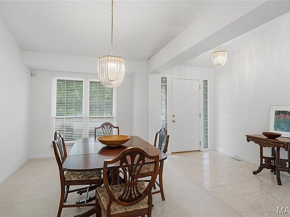 3rd image of 708 Arbor Crest Way