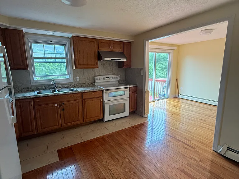 12 Sunrise Dr — Photo 9
