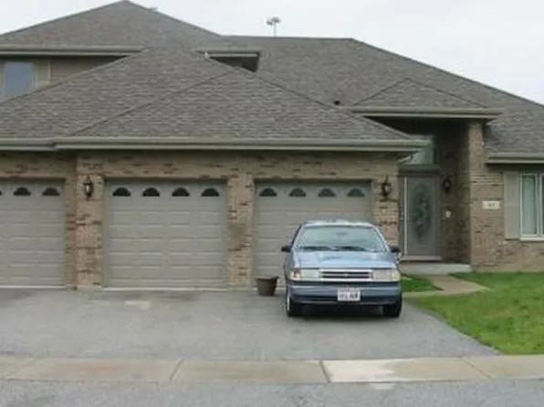 51 Manor Dr, Matteson, IL 60443