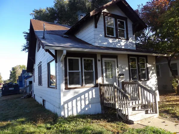 910 4th Ave SW, Austin, MN 55912